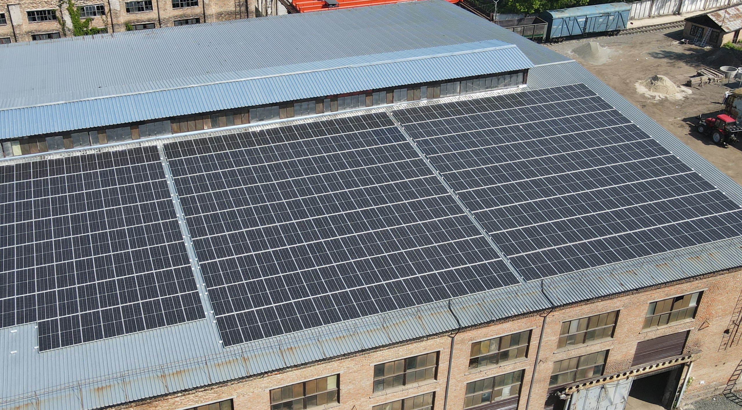 Солнечная электростанция для предприятия: виды и назначение